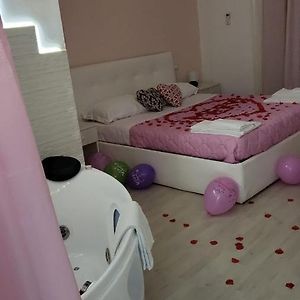 Camera con letto king size